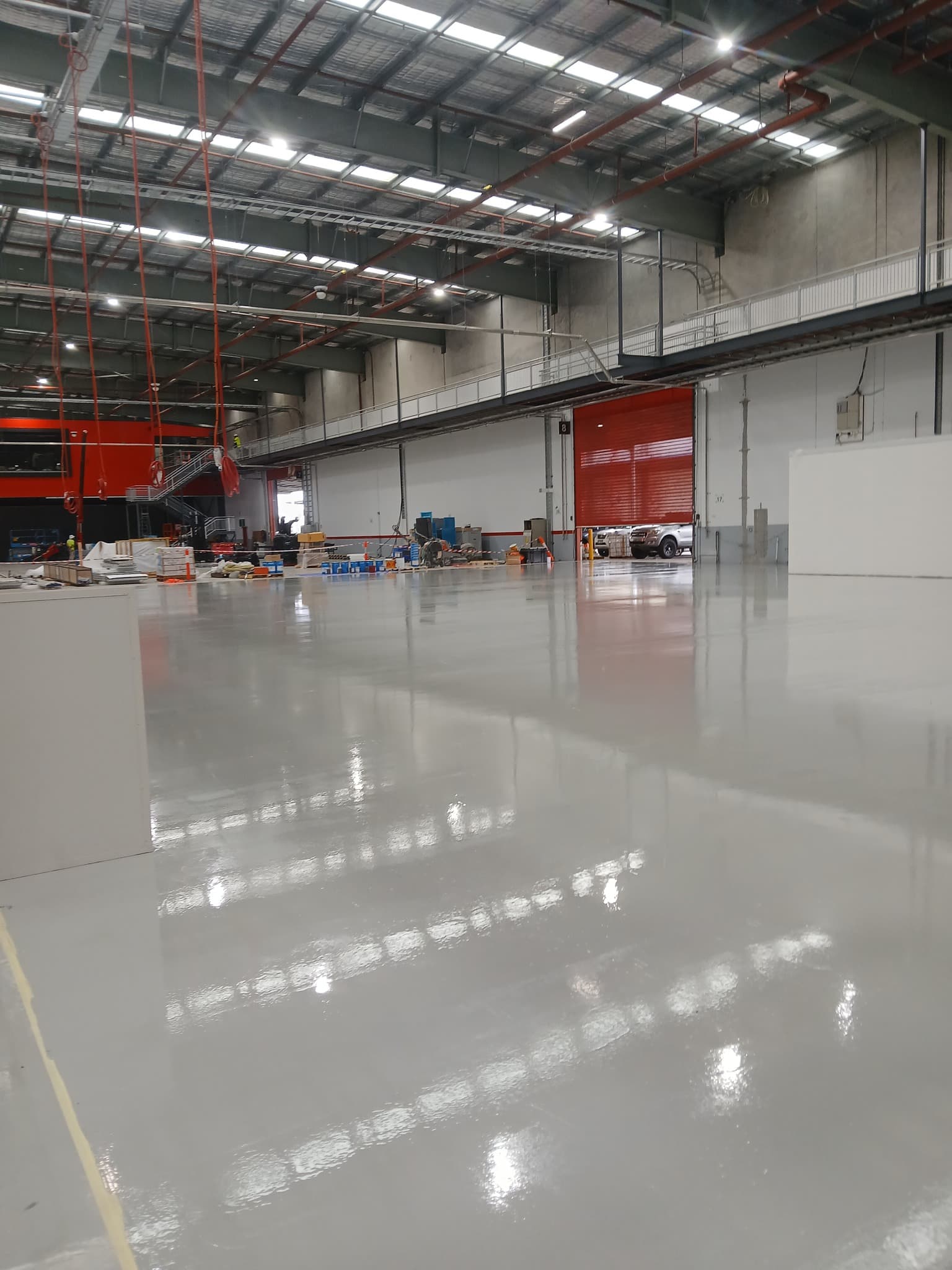 High-gloss epoxy coating on large commercial floor